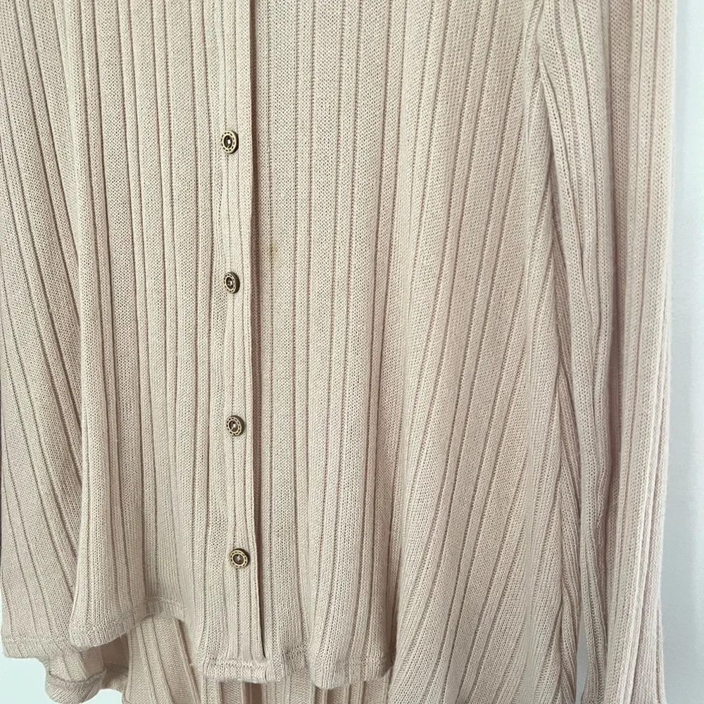 SOFT SURROUNDINGS | Beige Long sleeve knit sweater top